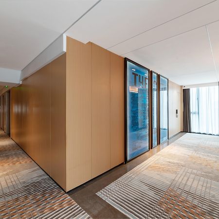 Holiday Inn Express Shenzhen Longhua By Ihg Exteriör bild