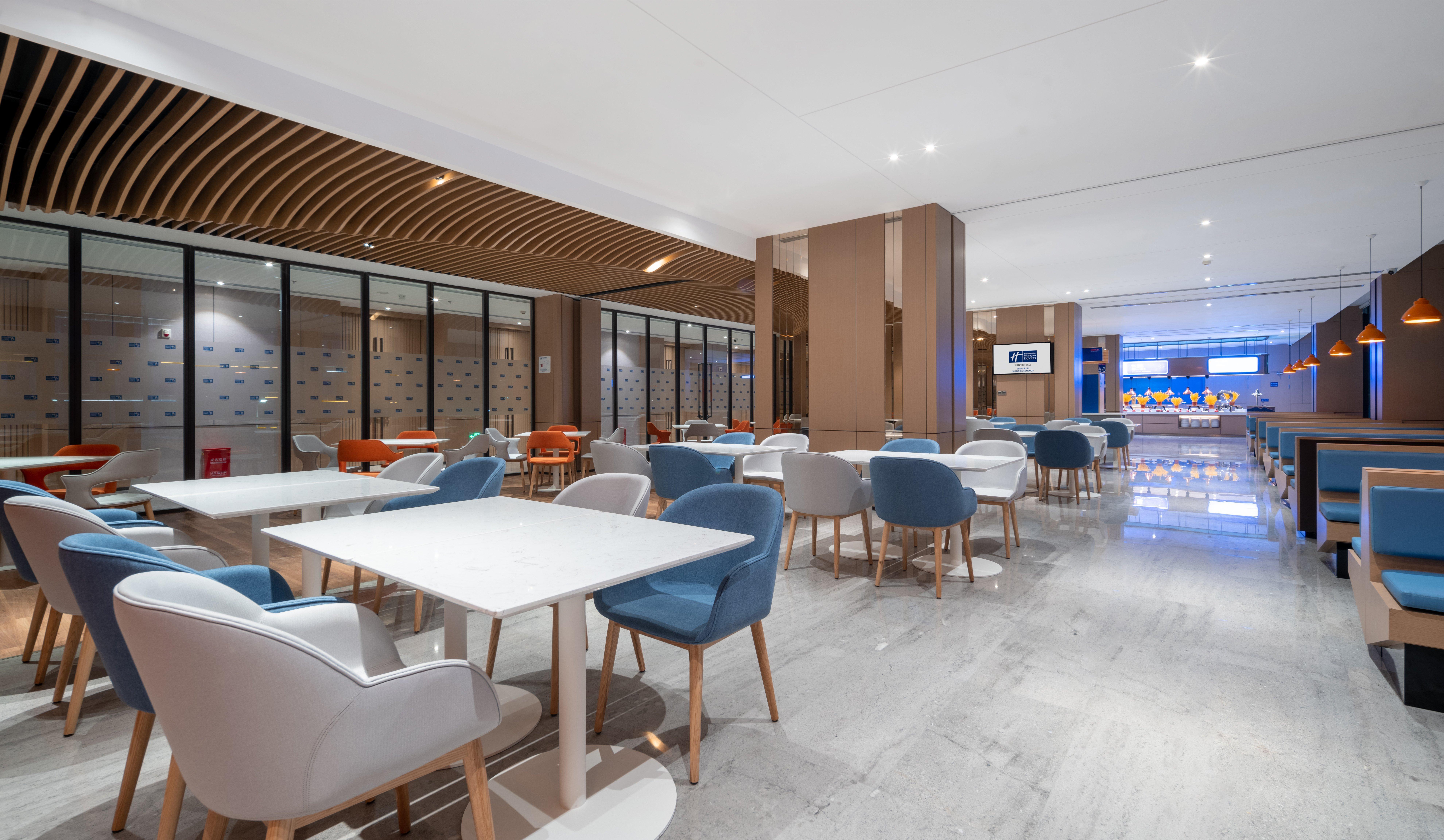 Holiday Inn Express Shenzhen Longhua By Ihg Exteriör bild