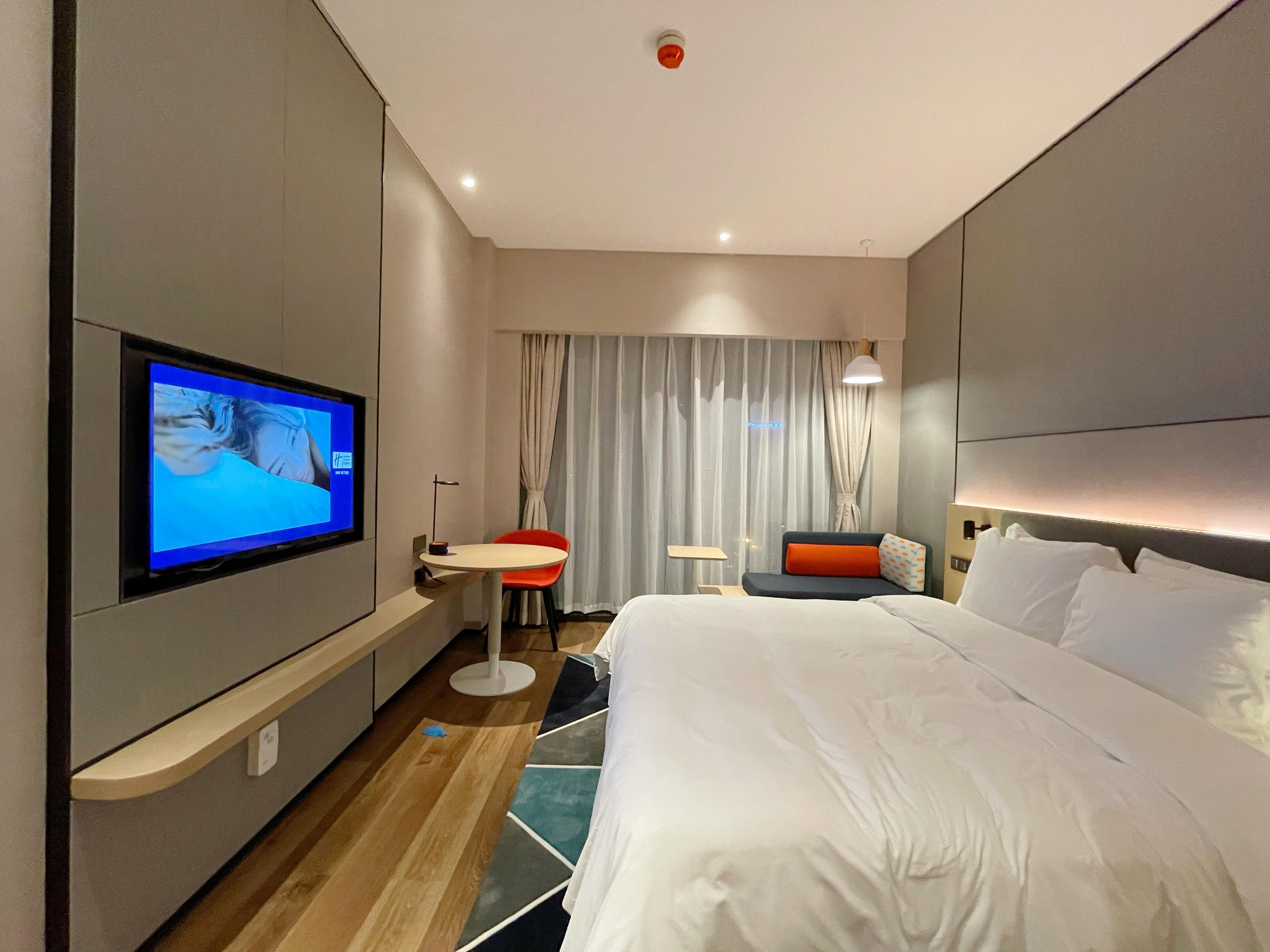 Holiday Inn Express Shenzhen Longhua By Ihg Exteriör bild