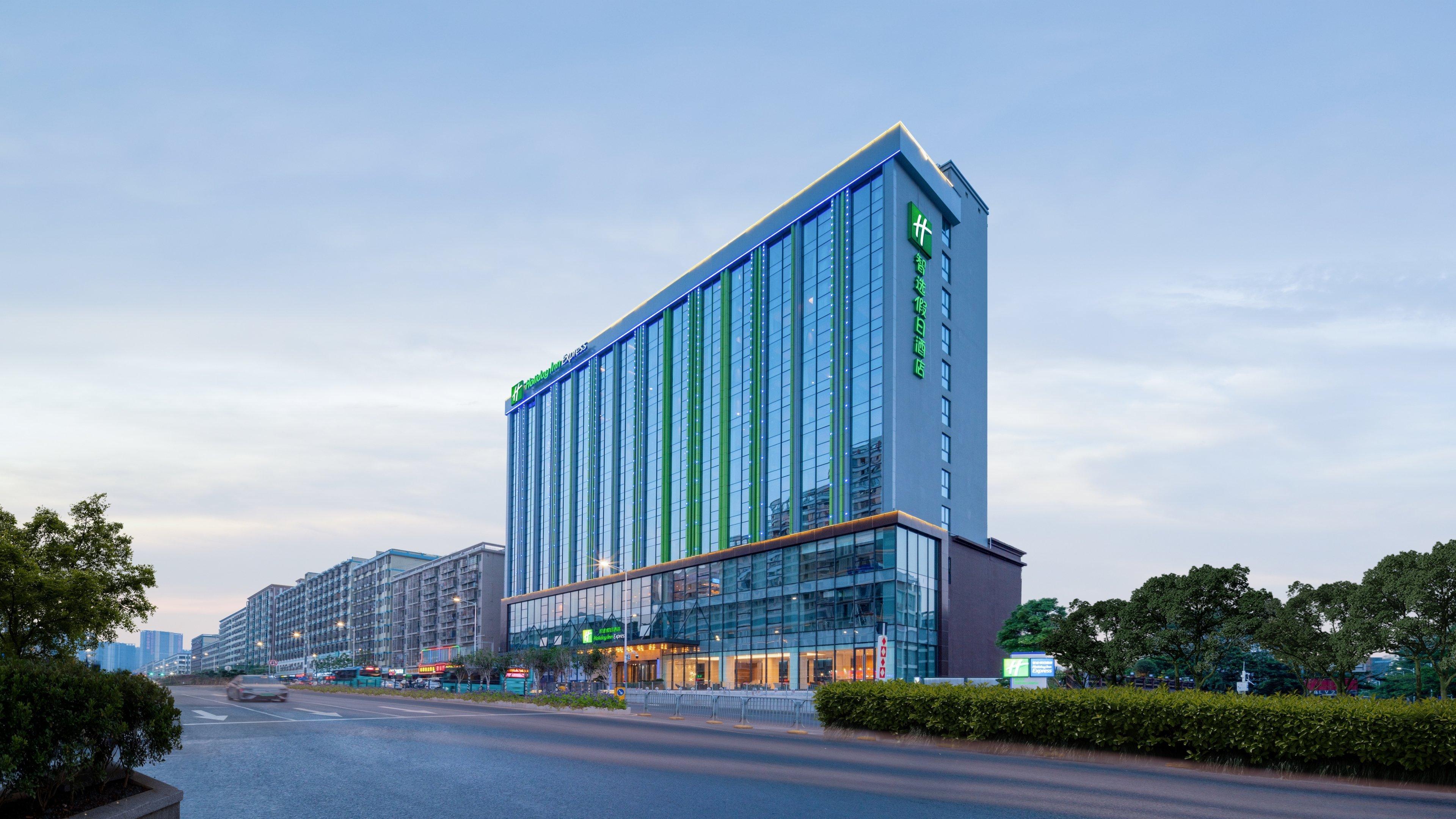 Holiday Inn Express Shenzhen Longhua By Ihg Exteriör bild